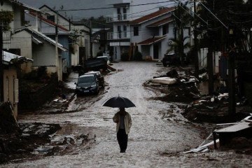'Barulho da chuva já me deixa desesperada': vítimas de enchentes podem ter mesmo transtorno dos sobreviventes de guerra -  (crédito: Reuters)