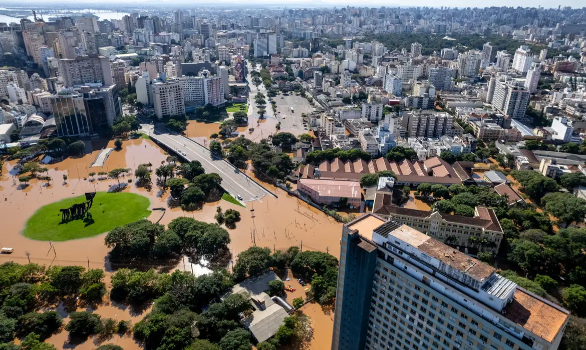 Chuvas diminuem no RS, mas frio intenso e elevação do Guaíba preocupam -  (crédito: EBC)