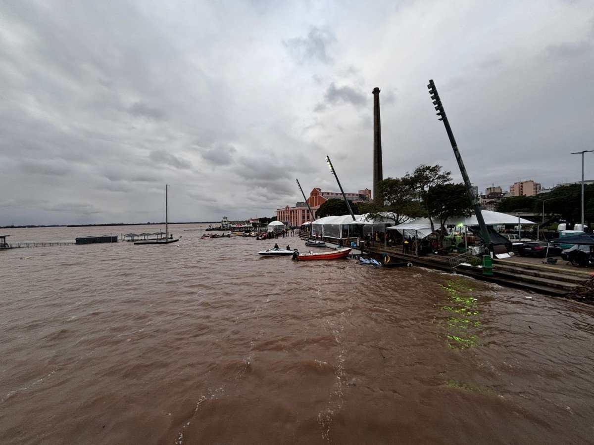 Sobe para 148 o número de mortos pelas cheias no Rio Grande do Sul