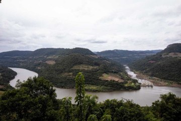 Governo do RS afirmou que duas barragens estão em nível de emergência, seis em nível de alerta e 10 em nível de atenção -  (crédito: Ceran/Divulgação)