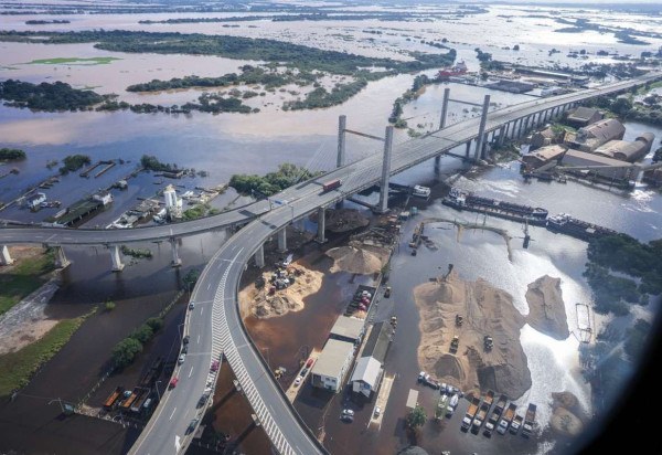 Ideia da prefeitura da capital é remover parte dos desabrigados de Porto Alegre e da Região Metropolitana para uma região pouco afetada pelas cheias -  (crédito: Mauricio Tonetto/Secom/GRS)