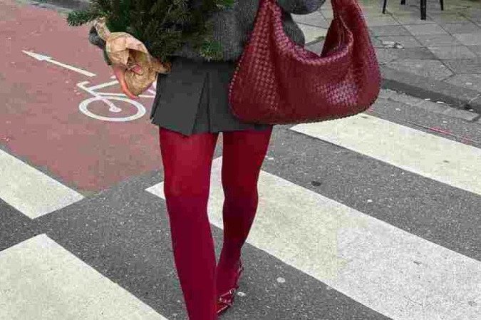 Segundo Fernando Lackman, as meias com cores vibrantes, como vermelho e amarelo, apareceram nos desfiles das últimas semanas de moda