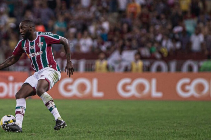 Manoel pode voltar a ser desfalque no Fluminense. Jogador já se lesionou no ano -  (crédito: Foto: LUCAS MERÇON / FLUMINENSE FC)