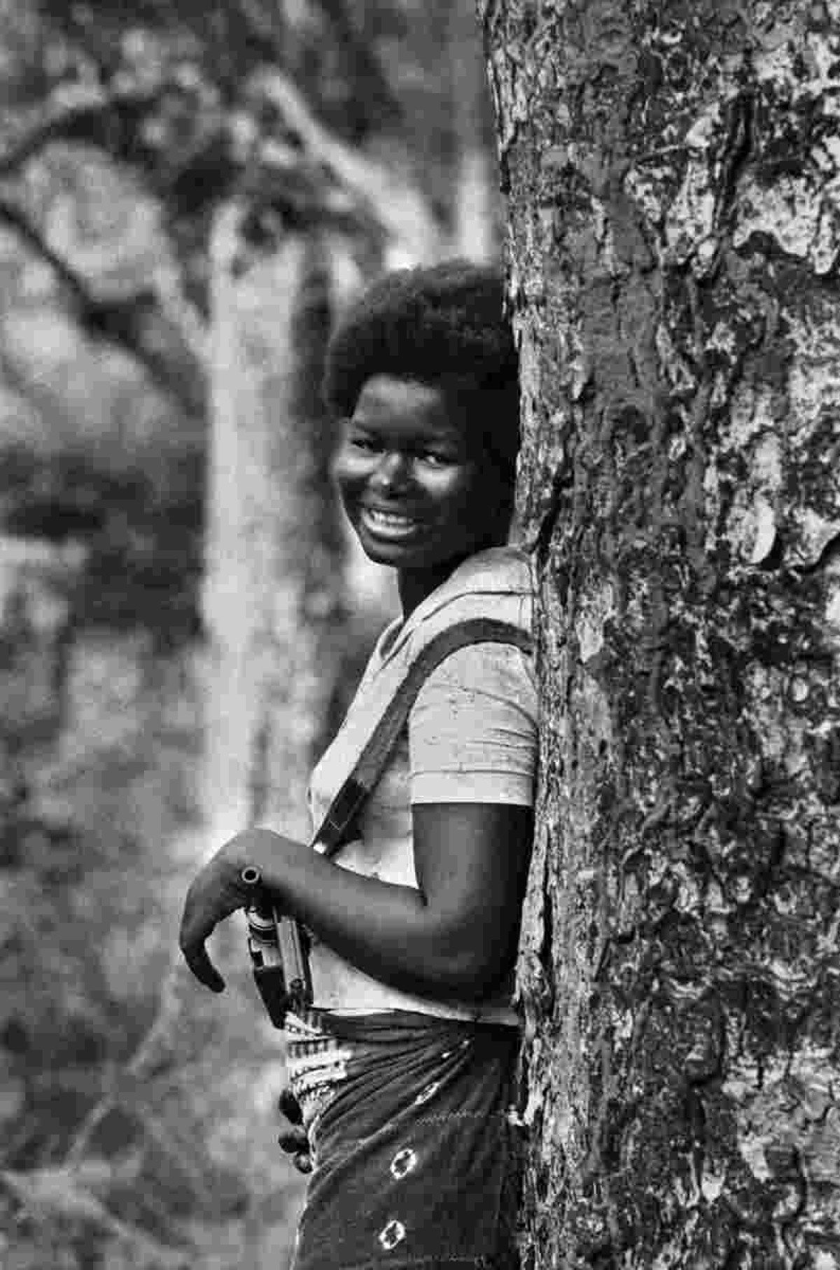  Militância do Paigc na floresta de Guiné-Bissau, em 1970  Exposição Revoluções — – Guiné-Bissau, Angola e Portugal (1969-1974), de Uliano Lucas, no Museu Nacional da República.  
