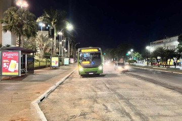 O local estava interditado desde o início de abril para a continuidade das obras de substituição do pavimento da faixa destinada aos ônibus na W3 Sul  -  (crédito: Divulgação/SODF)