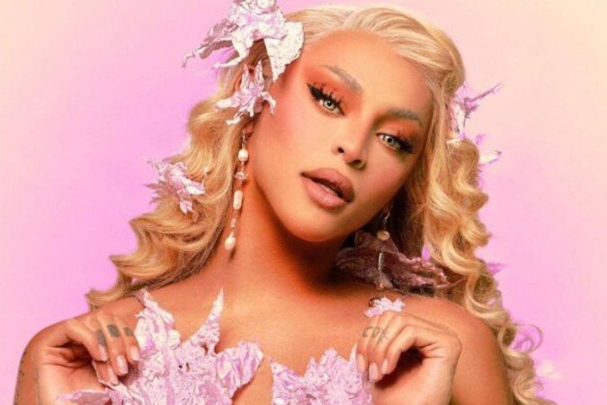 Pablo Vittar fez os desenhos das camisas  -  (crédito: Foto: Divulgação / MLS)