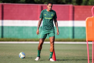 Antônio Carlos pode ser titular no Fluminense diante do Cerro Porteño  -  (crédito: Foto: Marcelo Gonçalves/Fluminense.)
