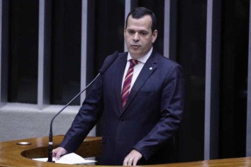 Em março deste ano, Gutemberg chegou a ser indiciado pela PF no inquérito que investiga suposta fraude no cartão de vacinação de Jair Bolsonaro -  (crédito: Bruno Spada/Câmara dos Deputados)