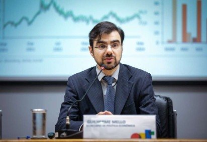 Guilherme Mello,secretário de Política Econômica em entrevista a jornalistas sobre boletim MacroFiscal -  (crédito:  Washington Costa/Ministério da Fazenda Divulgação) -Guilherme Mello,secretário de Política Econômica em entrevista a jornalistas sobre boletim MacroFiscal -  (crédito:  Washington Costa/Ministério da Fazenda Divulgação)