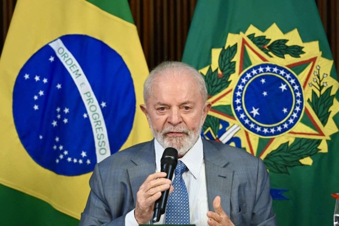 Lula disse que Antero teve uma trajetória profissional brilhante e foi sempre um defensor da democracia -  (crédito: EVARISTO SA/AFP)