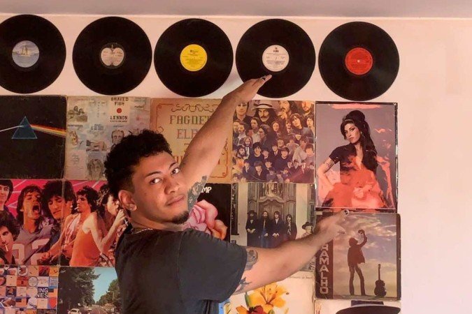  Erick Gabriel da Rocha Lima, 18 anos, estudante de letras.