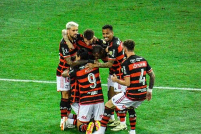 Flamengo goleia e minimiza a tensão na Libertadores  -  (crédito: Foto: Lucas Bayer/Jogada10)