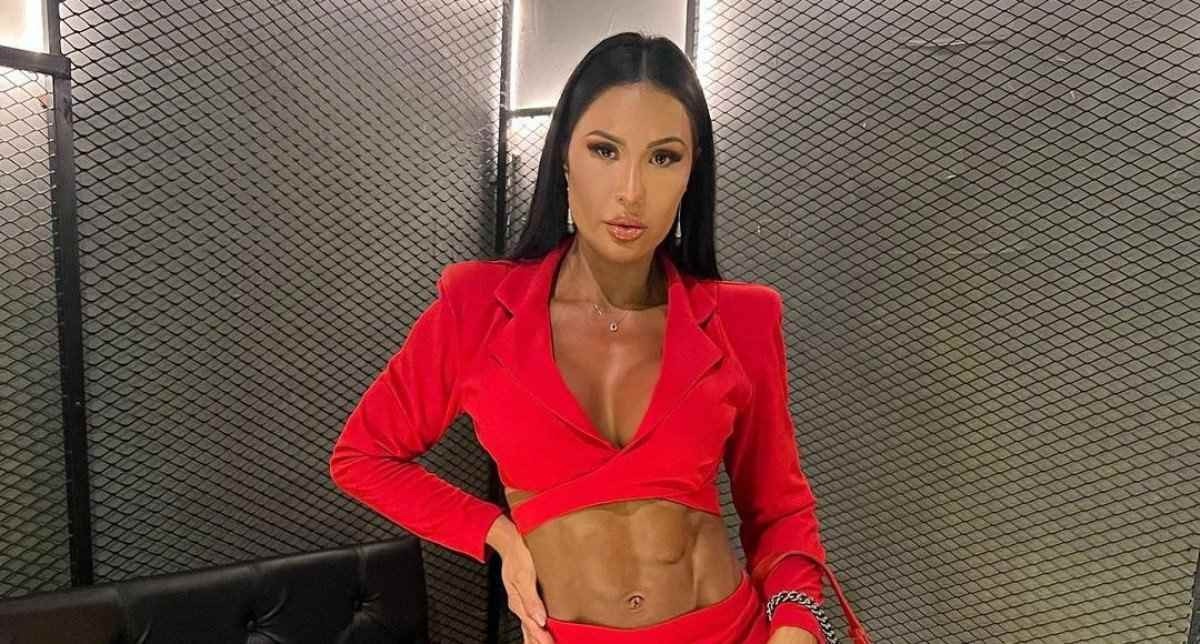 Gracyanne Barbosa vai lançar linha de lingerie 