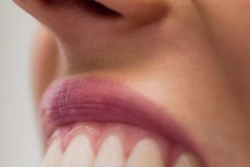Quando discutida com o especialista dental, a vida sexual pode prevenir o câncer de orofaringe, que afeta boca, língua, palato e faringe -  (crédito: Freepik)