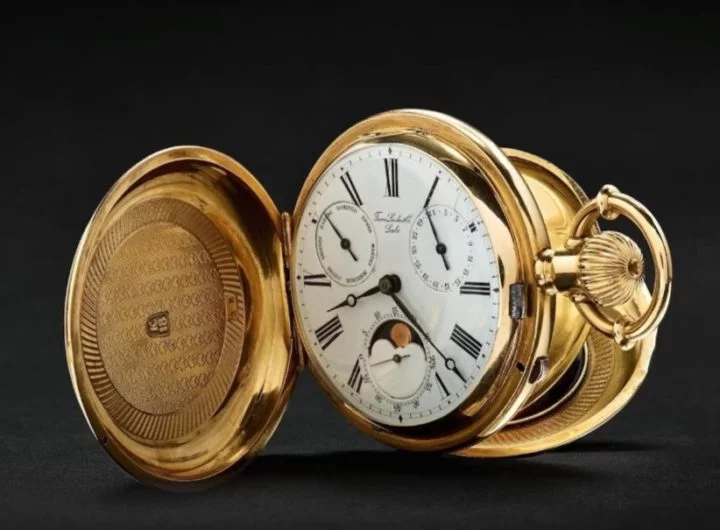 A Favre Leuba, uma empresa que fabrica relógios de luxo, pretende lançar mais de 24 relógios em 2024 como parte de uma estratégia para atrair novos clientes além dos indianos. -  (crédito: Divulgação Favre Leuba  )