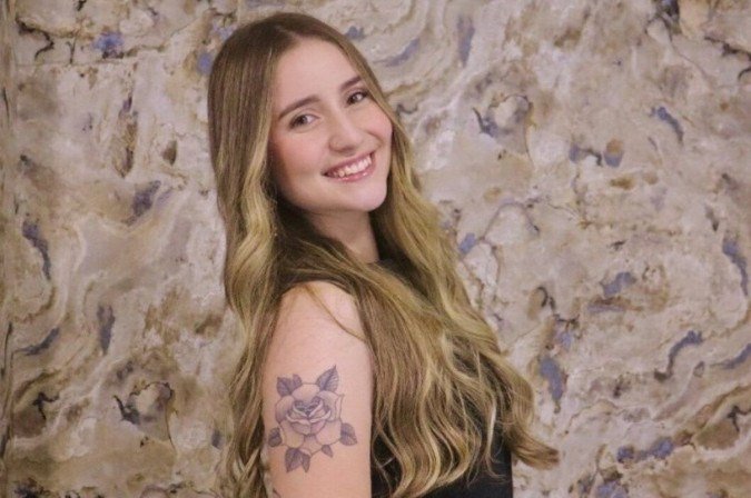 Conquistar a independência e trabalhar com 
o que gosta são as metas de Letícia Rosa, 22 