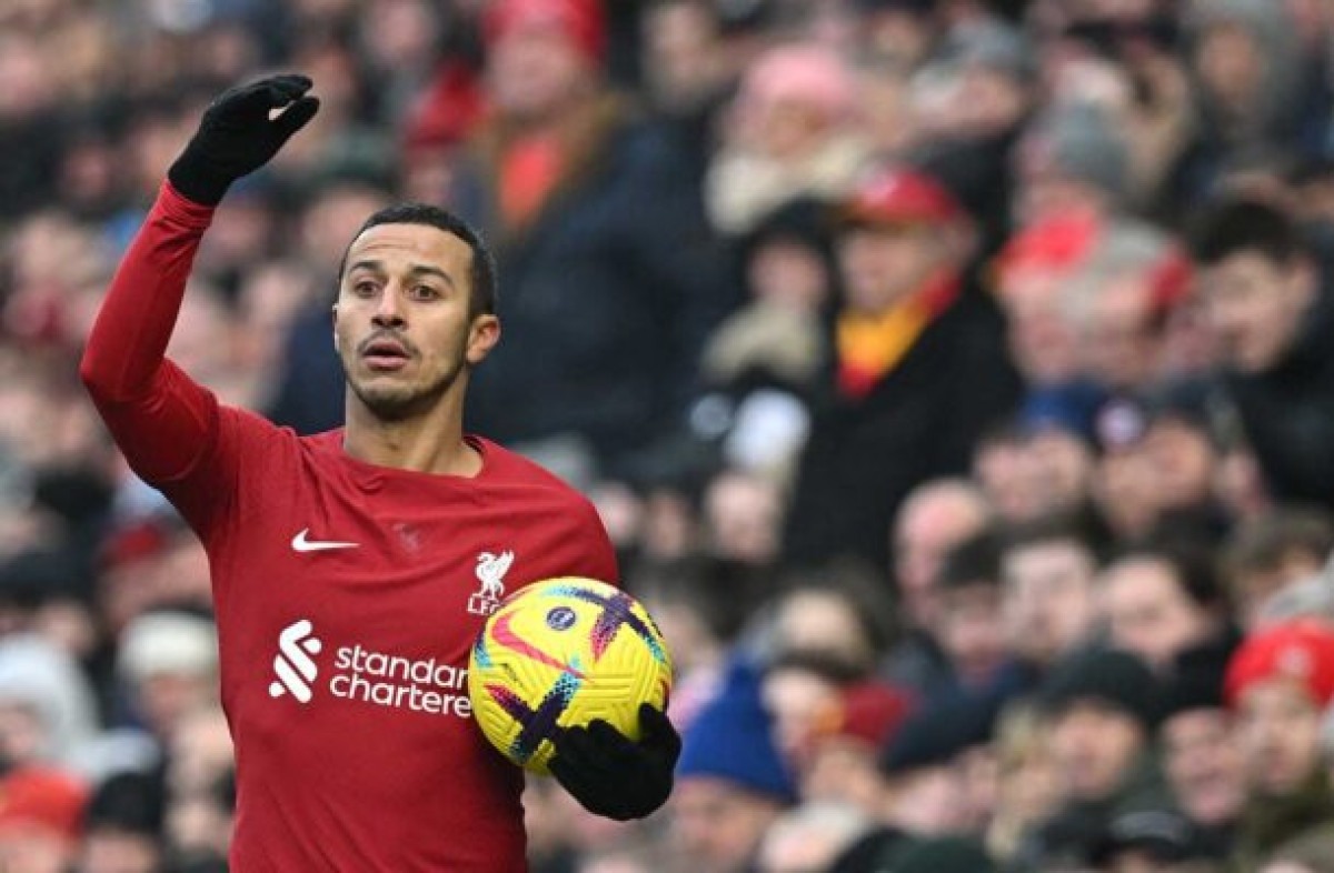 Thiago Alcântara anuncia saída do Liverpool: ‘Foi uma honra’