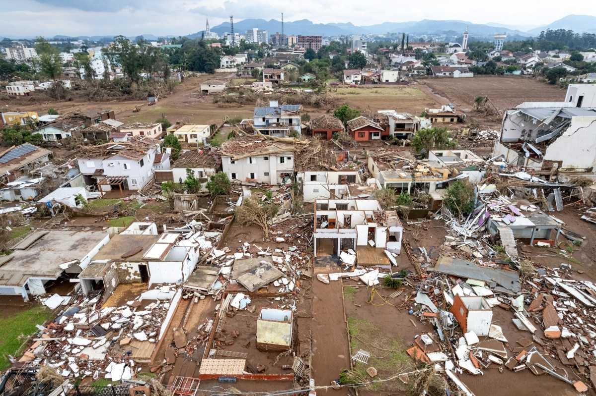 'Não sei como será amanhã': a incerteza dos desalojados pelas enchentes no RS