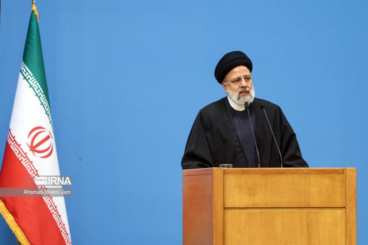 Iranianos especulam sobre paradeiro do presidente