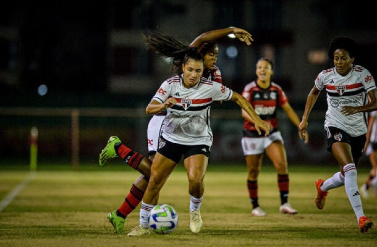 São Paulo x Flamengo, AO VIVO, com a Voz do Esporte, às 18h30