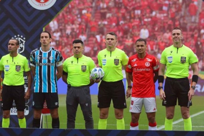 Grêmio e Inter devem usar o uniforme em, pelo menos, uma partida na temporada -  (crédito:  RICARDO DUARTE)