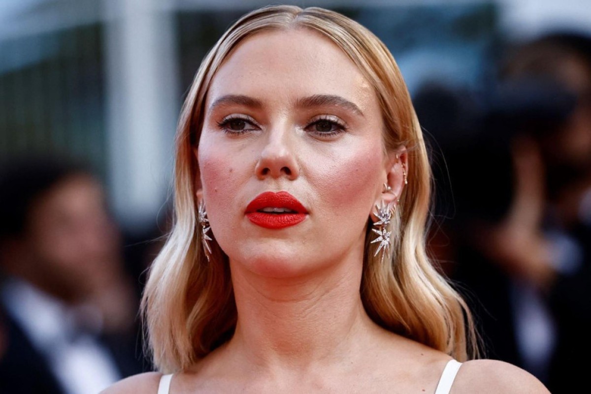 Por que ChatGPT vai deixar de usar voz parecida com a de Scarlett Johansson