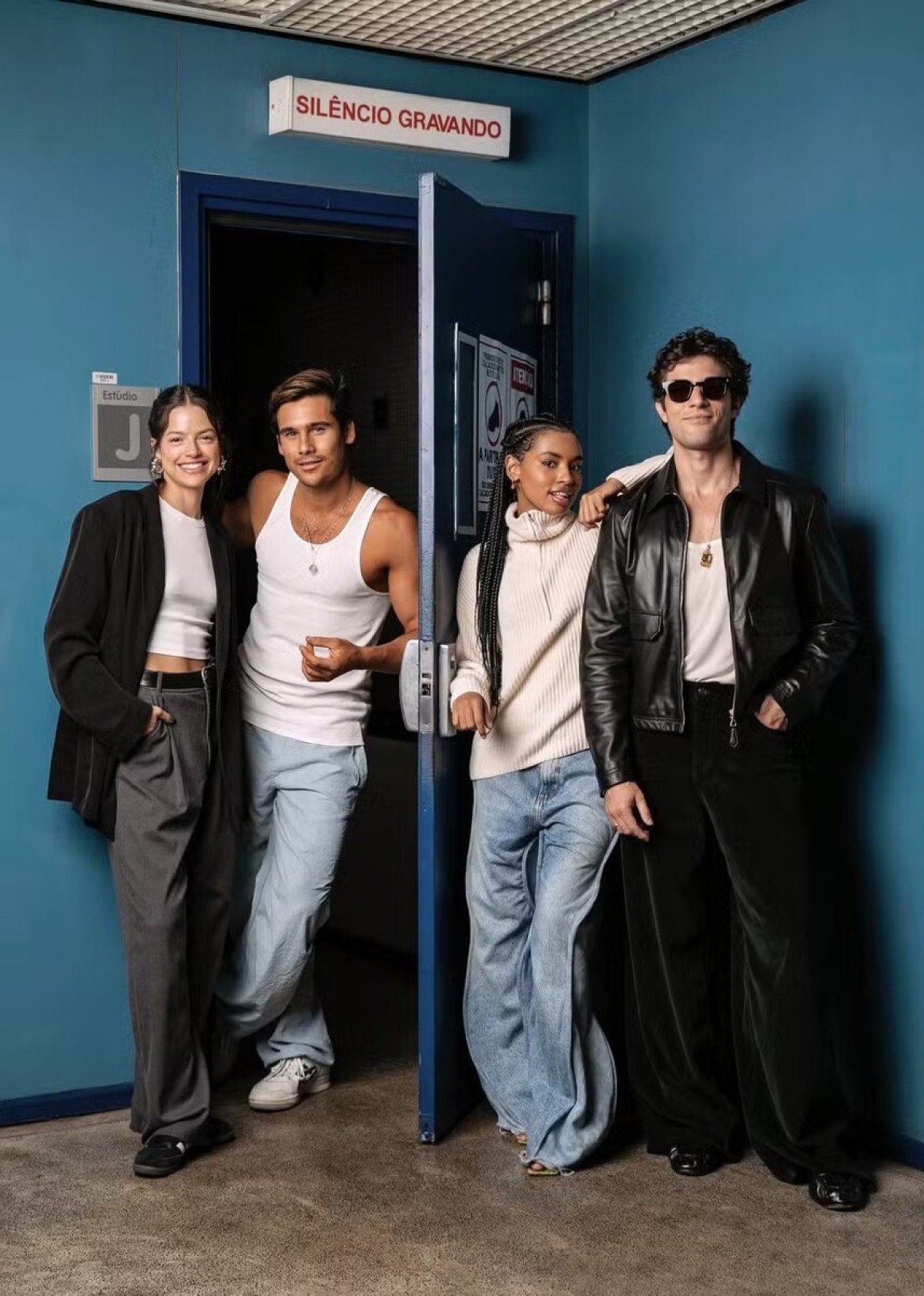 Chay Suede, Gabz, Agatha Moreira e Nicolas Prattes, protagonistas da novela Mania de Você 