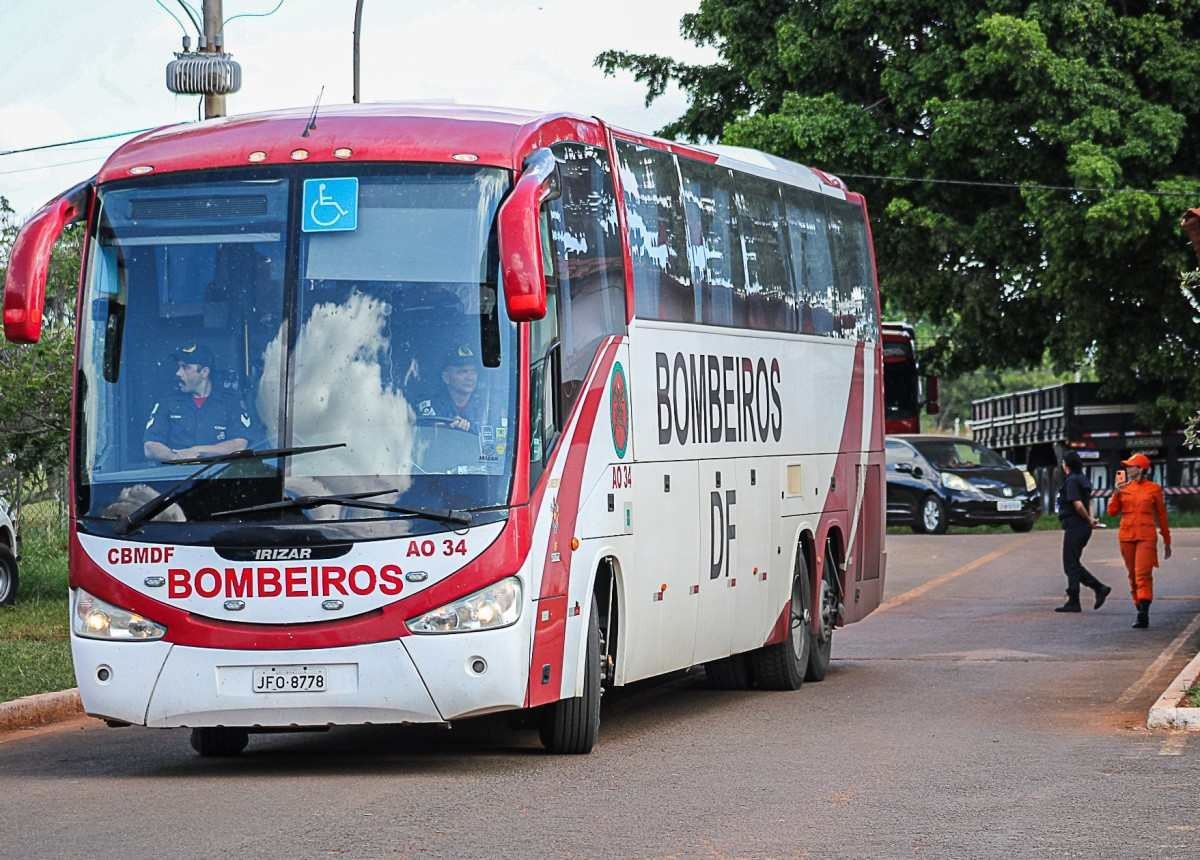 Recepção aos bombeiros militares que regressaram da 