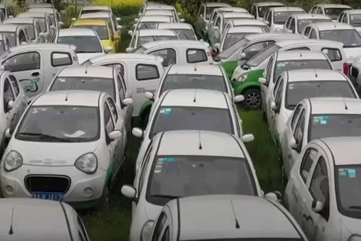 A venda de carros elétricos a bateria estagnou e até mesmo apresentou queda em países europeus e nos Estados Unidos no primeiro trimestre de 2024. 
 -  (crédito: Reprodução/serpentza)