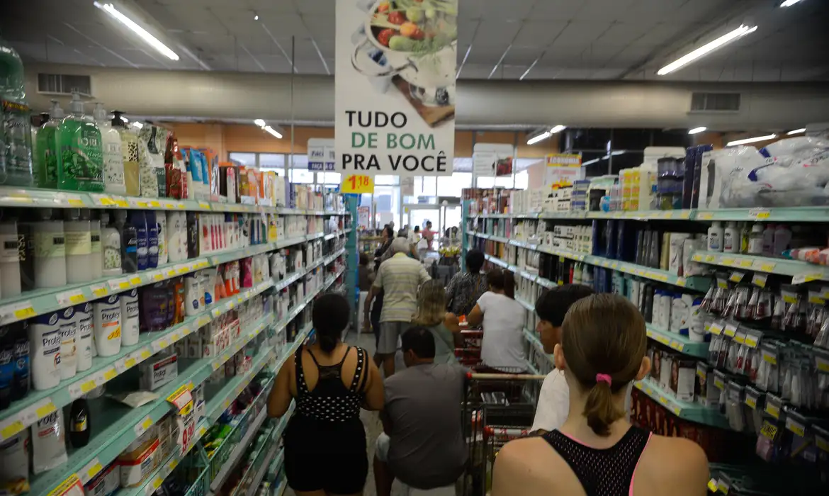 Intenção de Consumo das Famílias avança 1,3% em maio -  (crédito: EBC)