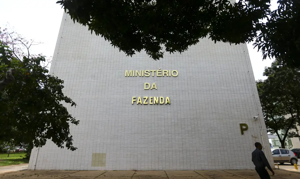 Prazo de adesão ao desenrola Brasil não é prorrogado, informa Fazenda -  (crédito: EBC)