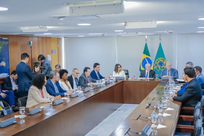 O PL 2.288/2015 foi sancionado durante evento a portas fechadas no Palácio do Planalto -  (crédito: Reprodução/Twitter)