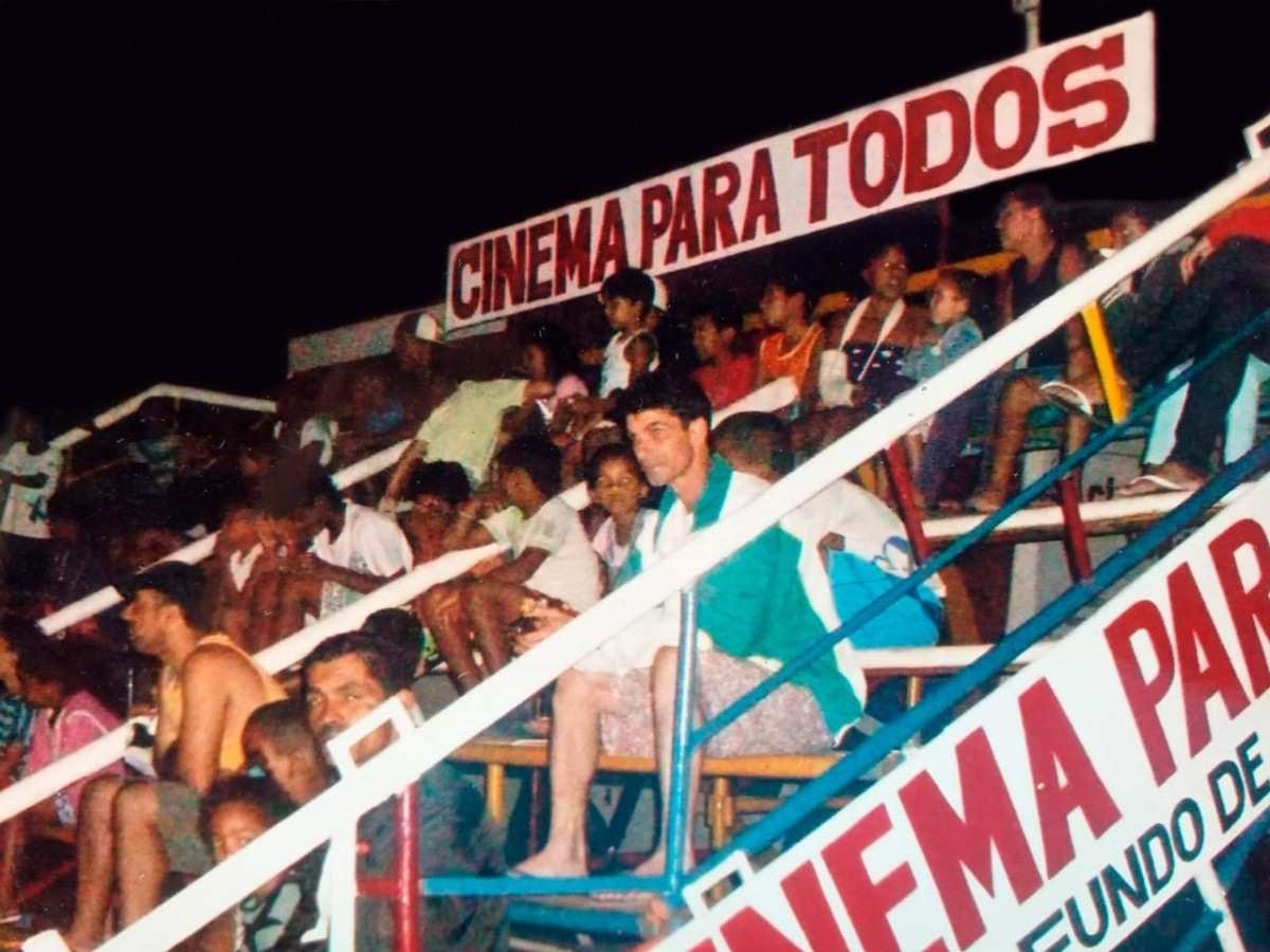 Cinema Voador levou cultura e entretenimento às ruas do DF nos anos 1990