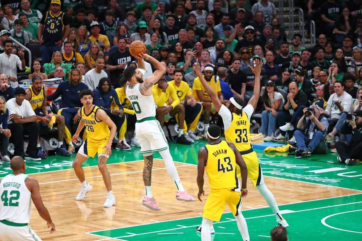 Celtics abrem final da Conferência Leste da NBA com vitória na prorrogação