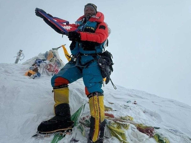 1_everest-37307430.jpg?