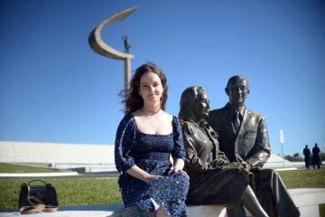 A família da socióloga Anna Flavia Hartmann veio para Brasília em 2003, quando seus pais ingressaram no serviço público -  (crédito: Ed Alves/CB/DA.Press)