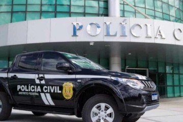 Os autuados em flagrante tinham diversas anotações criminais por tráfico de drogas e também outros crimes, e estavam em prisão domiciliar e liberdade provisória -  (crédito: Divulgação/PCDF)