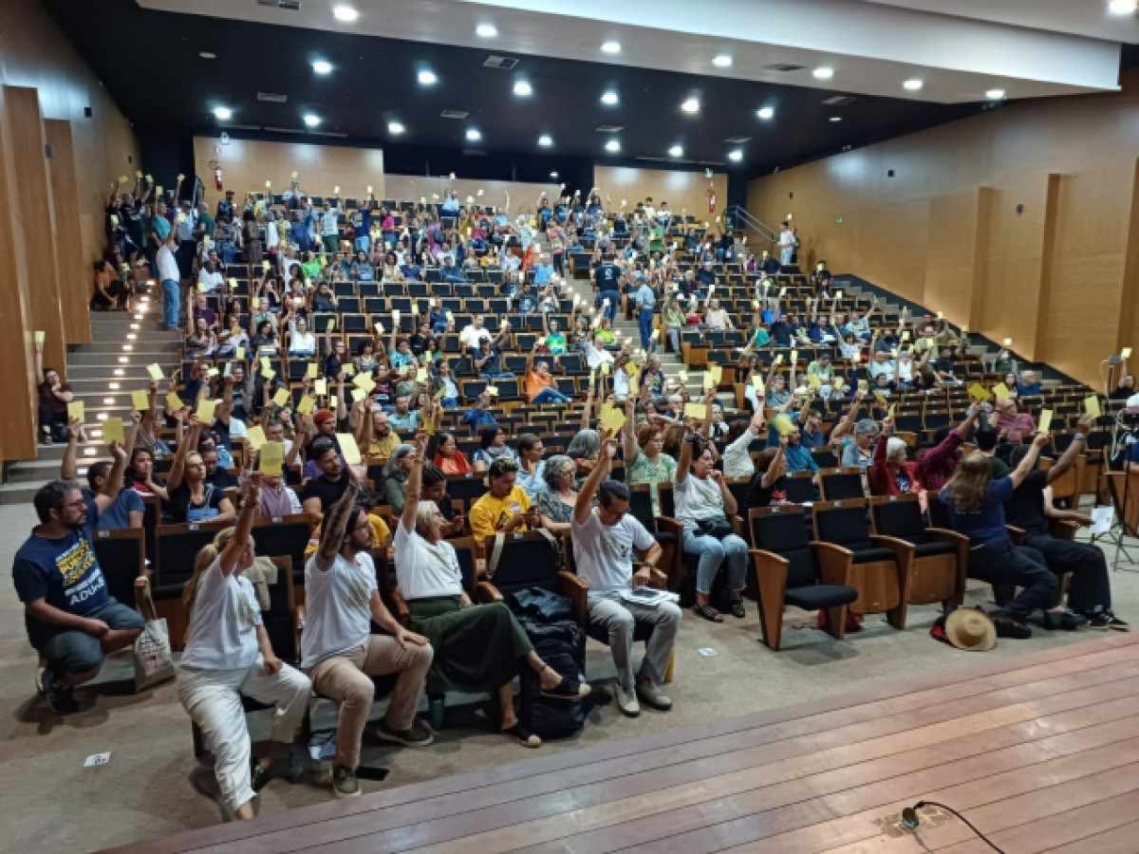 Greve: professores rejeitam proposta de reajuste do governo; saiba mais