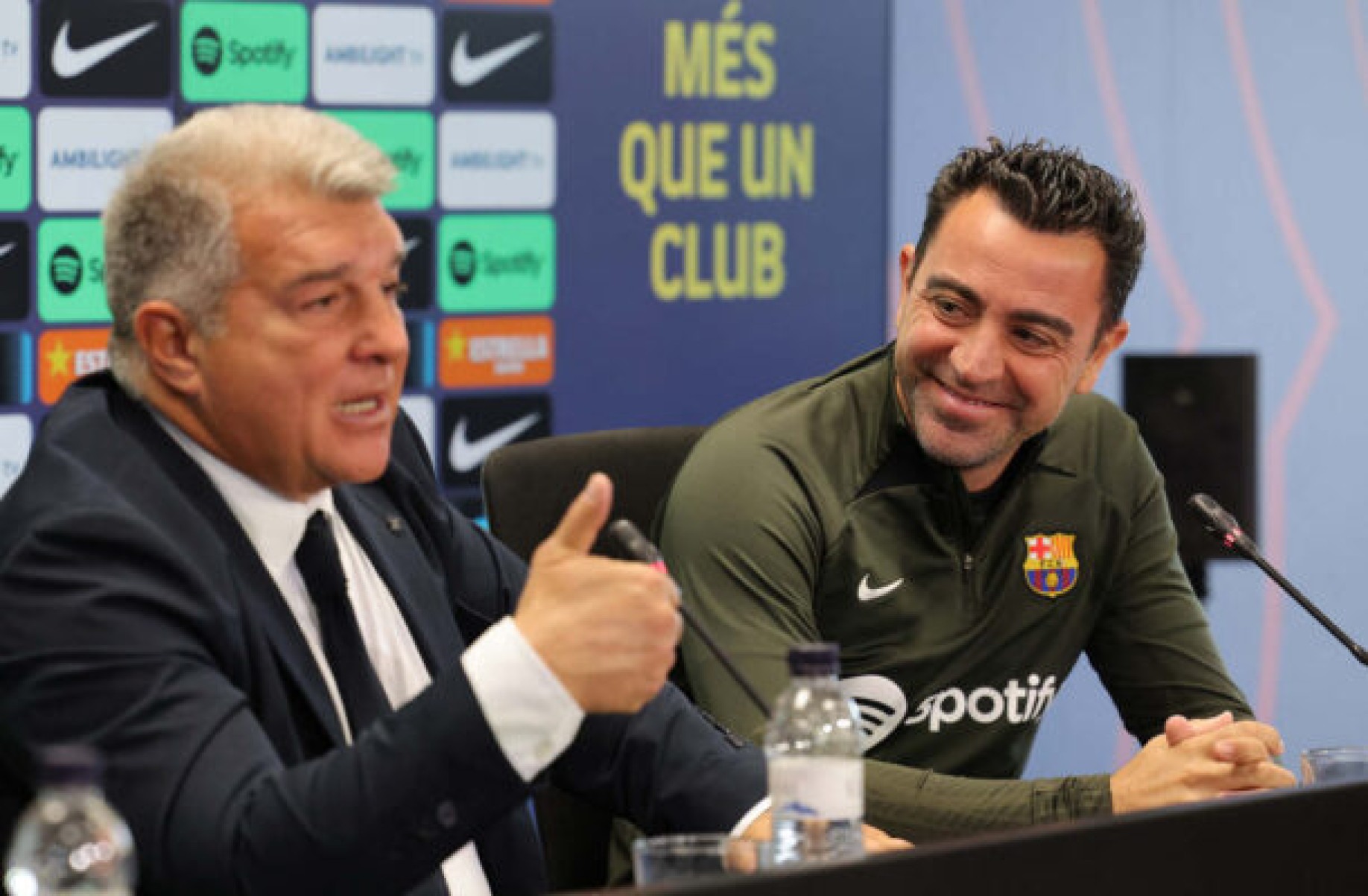 Barcelona se articula e define nome em caso de dispensa de Xavi