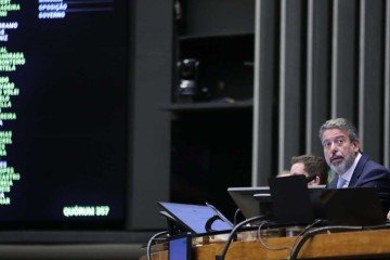 Para atender a partidos, Arthur Lira criou grupos de trabalho que debaterão a regulamentação da reforma -  (crédito: Zeca Ribeiro/Câmara dos Deputados)