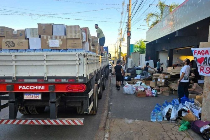 Carreta solidÃ¡ria leva auxilio ao RS -  (crédito: Conafer)