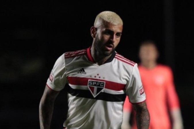 Liziero pode voltar ao São Paulo -  (crédito: Foto: Rubens Chiri / saopaulofc.net)