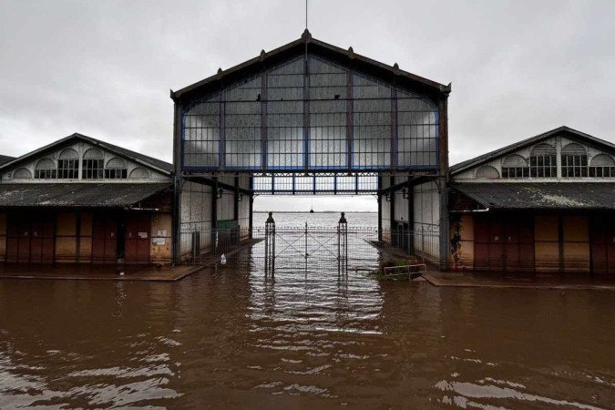 Centro de Porto Alegre volta a ser inundado pelas chuvas na maior tragédia climática da história do Rio Grande do Sul - 24/05/2024 -  (crédito: Henrique Lessa / CB / DA Press)