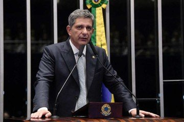 Carvalho avalia que a proposta representa uma das mudanças mais relevantes nas relações de trabalho desde a promulgação da Constituição de 1988 -  (crédito: Jefferson Rudy/Agência Senado)