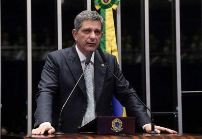 Carvalho avalia que a proposta representa uma das mudanças mais relevantes nas relações de trabalho desde a promulgação da Constituição de 1988 -  (crédito: Jefferson Rudy/Agência Senado) -Carvalho avalia que a proposta representa uma das mudanças mais relevantes nas relações de trabalho desde a promulgação da Constituição de 1988 -  (crédito: Jefferson Rudy/Agência Senado)