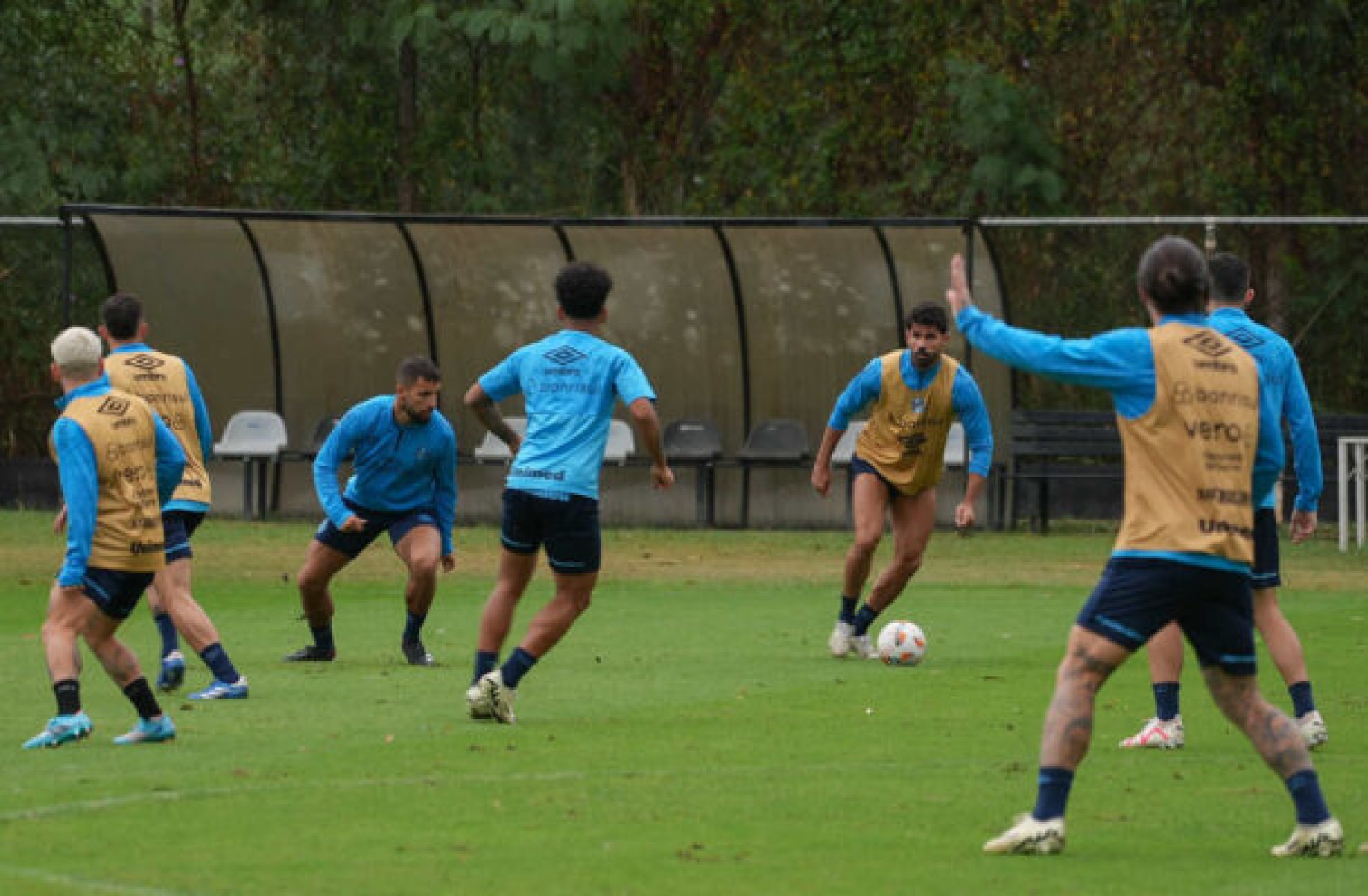 Grêmio inicia preparação em Curitiba para retorno aos gramados
