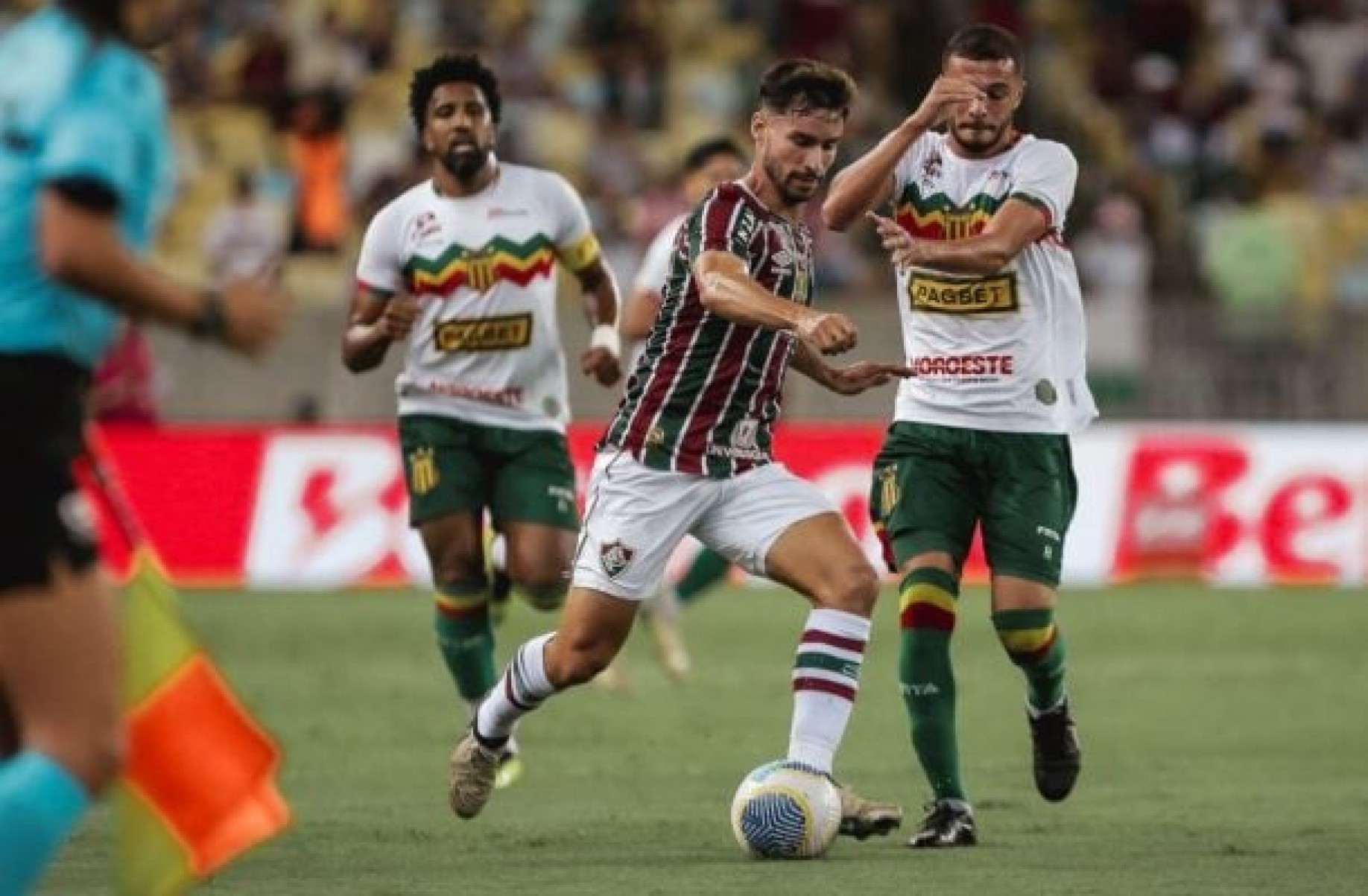 Martinelli cita expectativa por Thiago Silva e maior exigência no Fluminense: ‘Régua mais alta’