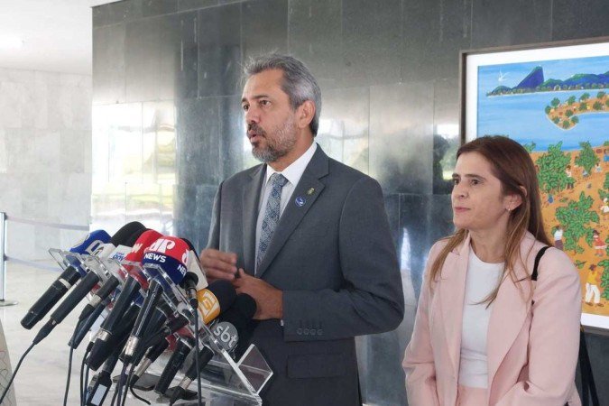 Segundo Elmano de Freitas, o Ceará já atingiu a meta prevista para o restante do país somente para 2030. O estado tem 85% dos estudantes do 2º ano do ensino fundamental alfabetizados -  (crédito: Victor Correia/CB/D.A. Press)