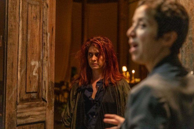 Peça Medea, com Fani Feldman, aborda questões da maternidade contemporânea