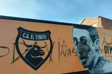 Mural em homenagem a Di María em Rosário é vandalizado: &#8216;Você ainda quer voltar?&#8217; - No Ataque Internacional